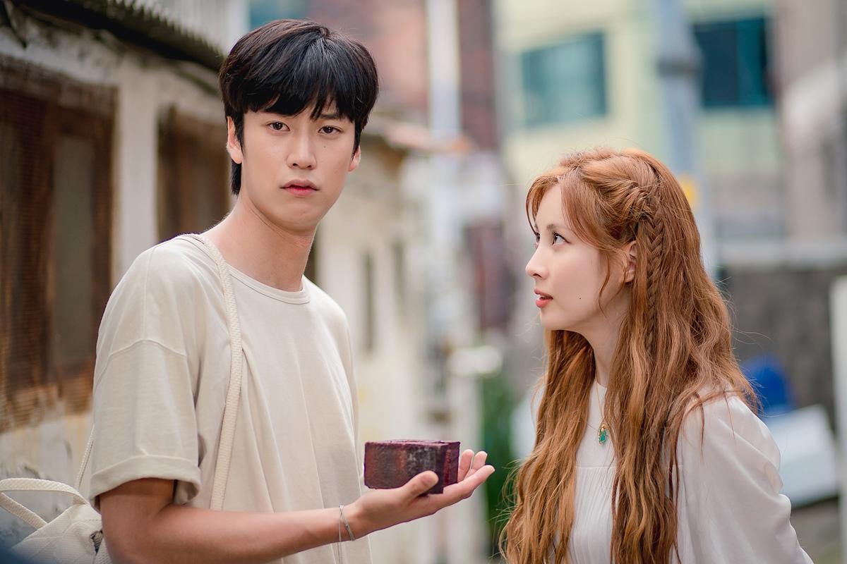 Phim mới của Na In Woo: Người tình của Jinx - Jinxed At First (2022)
