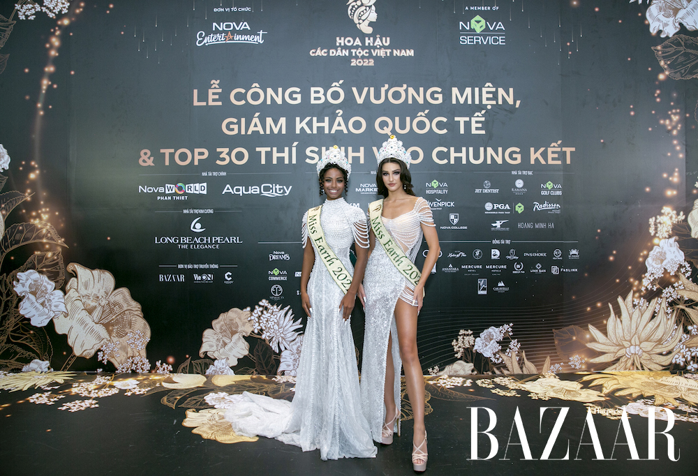 Hoa hau cac dan toc Vietnam 13 - Hai Hoa hậu Trái đất làm giám khảo chung kết Hoa hậu các Dân tộc Việt Nam
