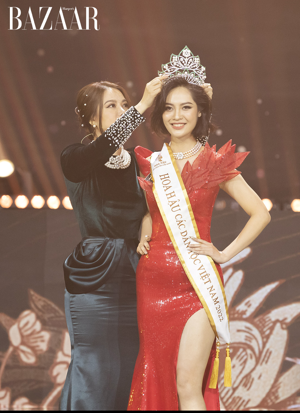 Nông Thuý Hằng – dân tộc Tày đăng quang Hoa hậu các dân tộc Việt Nam 2022