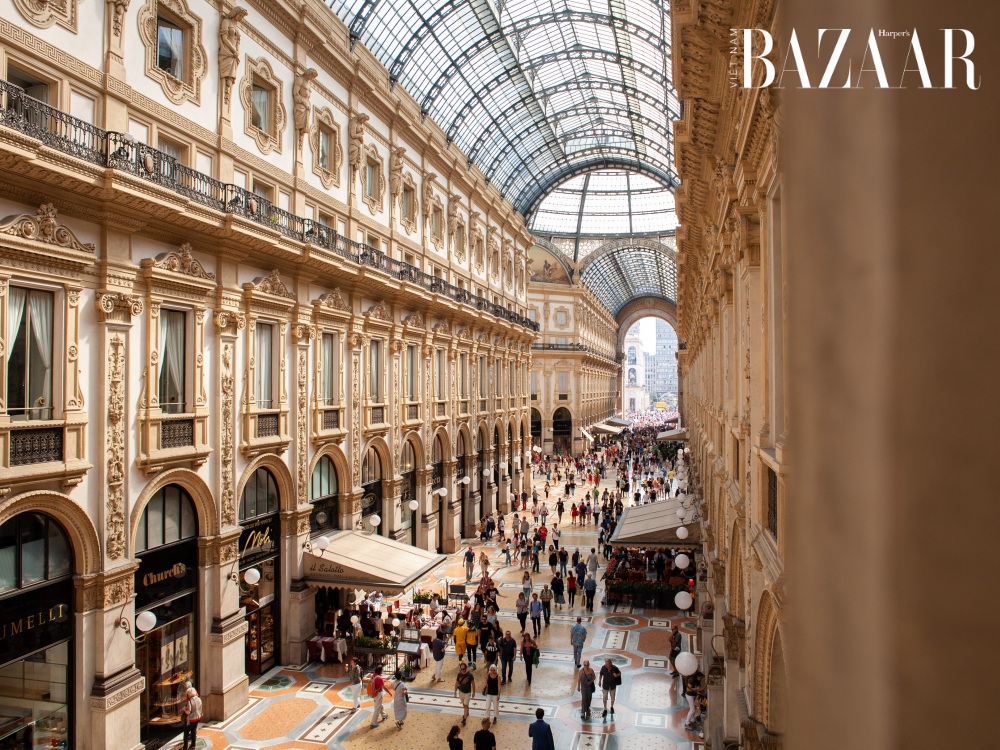 Bz kinh do thoi trang milan 04 versace ending milan fashion show pexels tuur tisseghem 2954412 - Công cuộc trở thành kinh đô thời trang thế giới của Milan