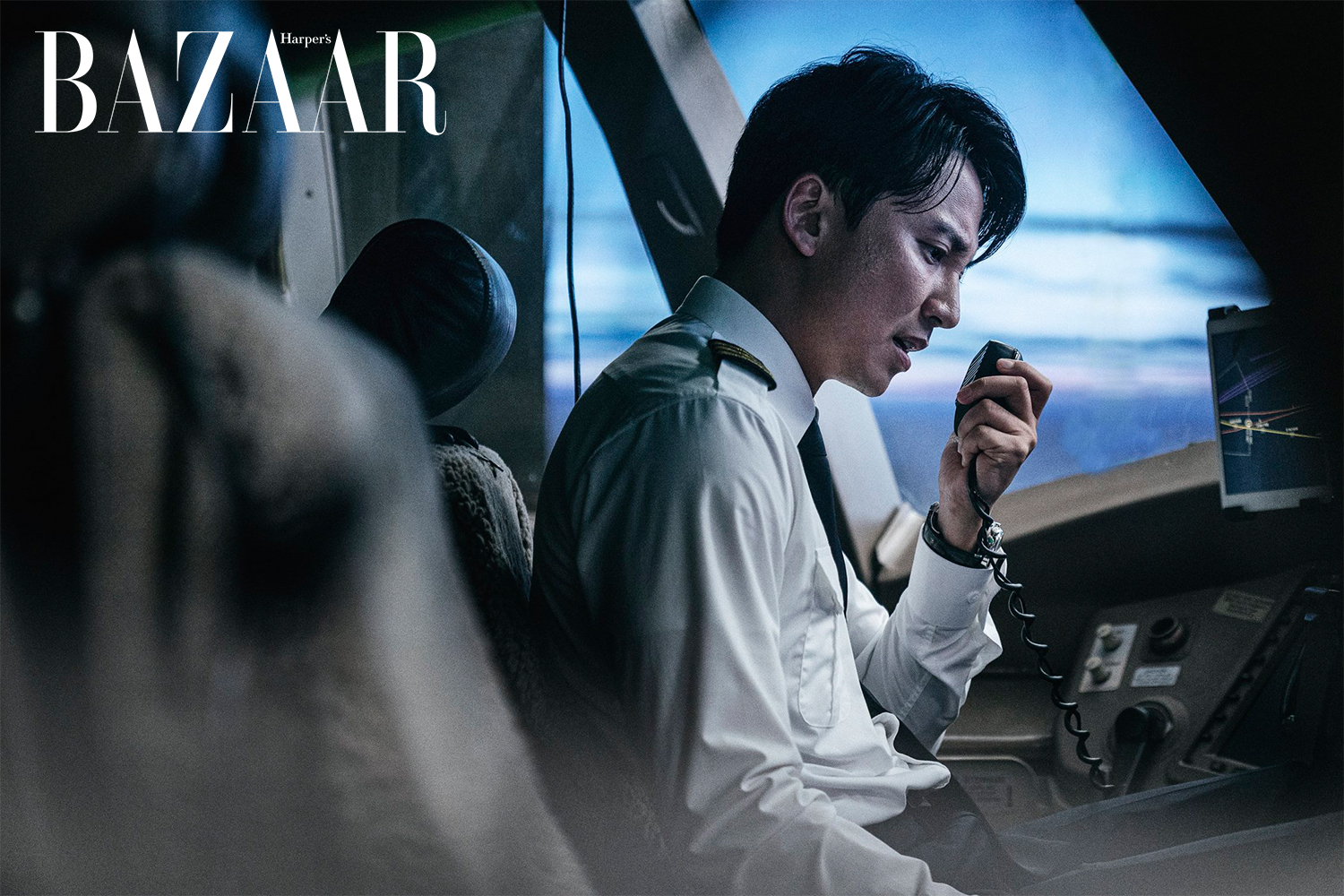 Phim mới của Kim Nam Gil: Hạ cánh khẩn cấp - Emergency Declaration (2022)