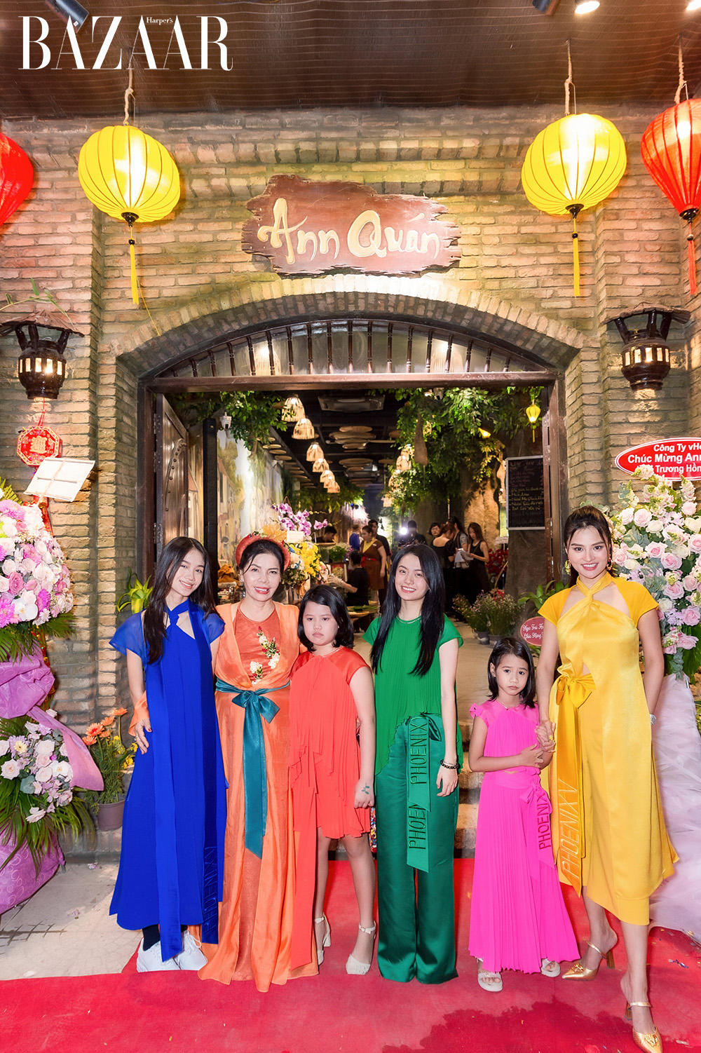 Vu Thu Phuong khai truong Ann Quan 2 - Dàn sao chúc mừng Vũ Thu Phương khai trương ngôi nhà mới cho Ann Quán