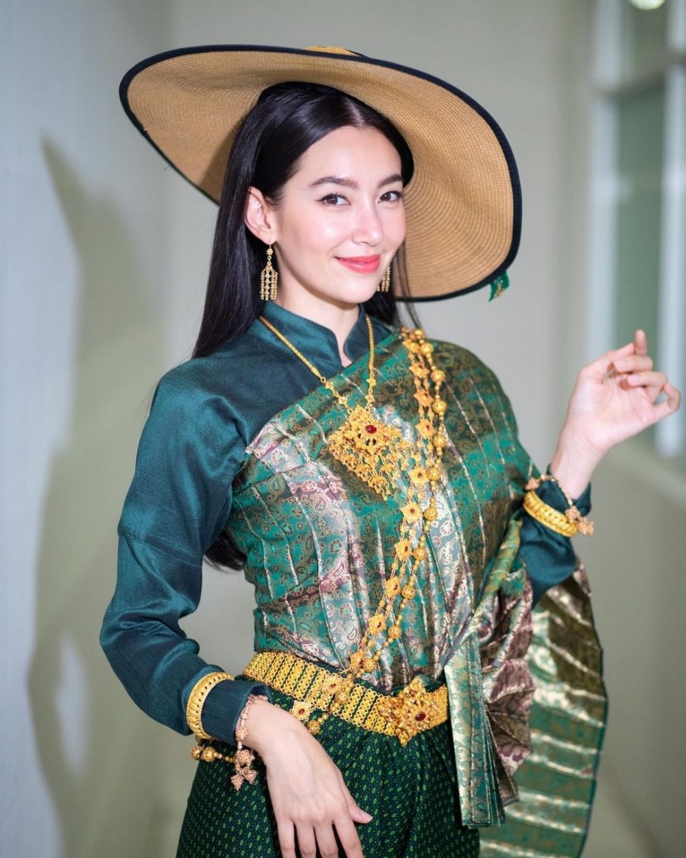 Các diễn viên nữ Thái Lan nổi tiếng: 15 diễn viên nổi tiếng nhất 2022