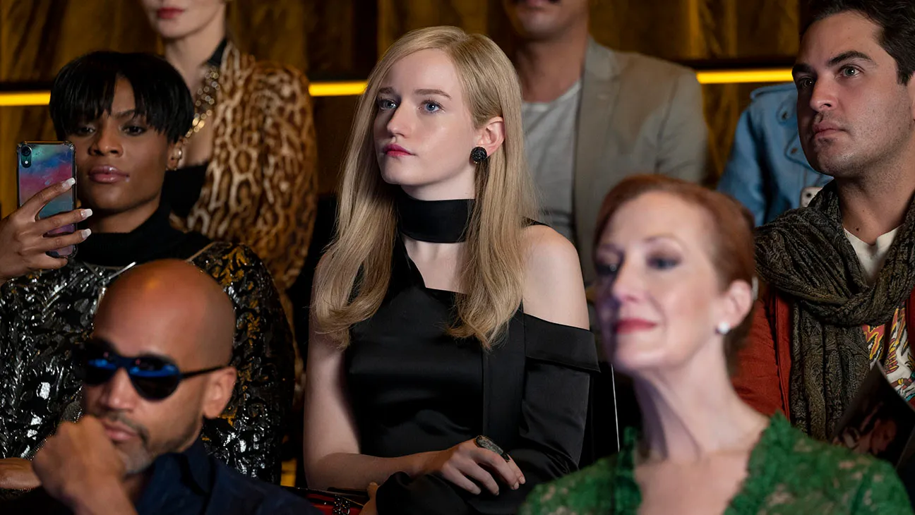 Phim về lừa đảo: Anna: Tiểu thư dựng chuyện – Inventing Anna (2022)