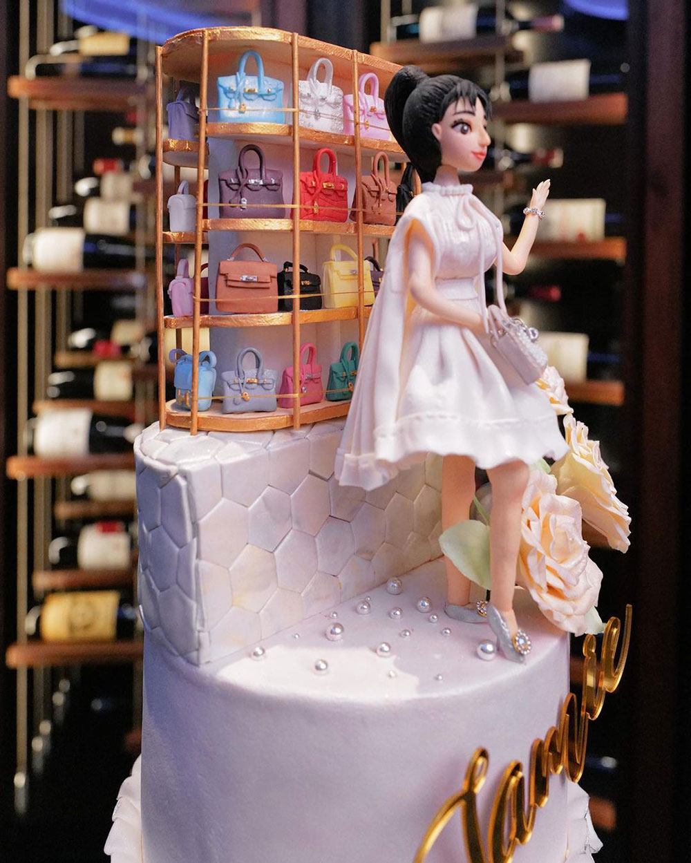 Jamie Chua và chiếc bánh sinh nhật cộp mác “bà hoàng Hermès”