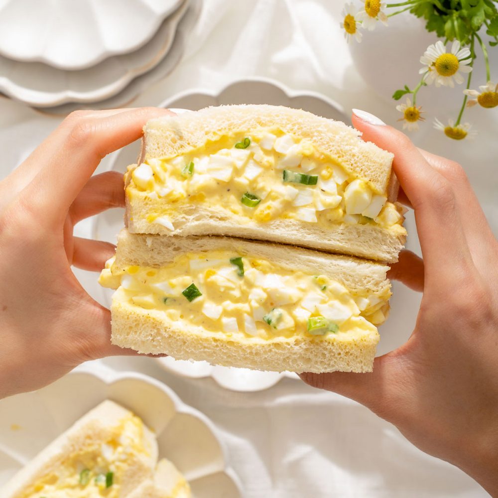bánh mì sandwich kẹp trứng
