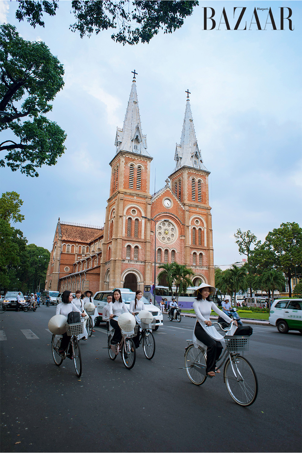 Harper's Bazaar_Top 5 nhà thờ đẹp nhất Việt Nam_06