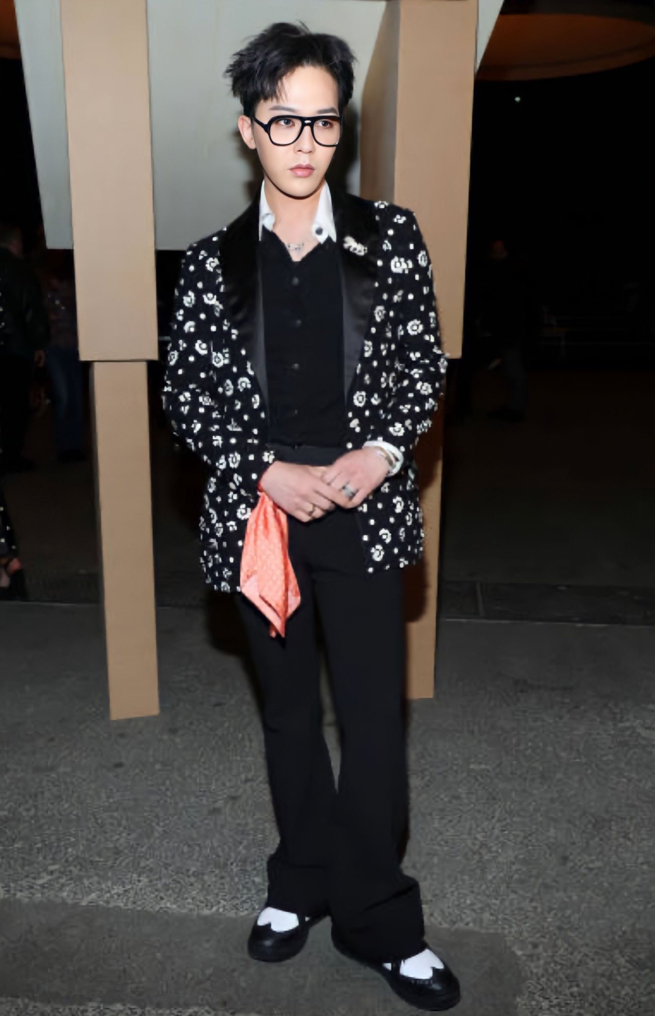 GDragon Kim Go Eun bay đến Paris dự show Chanel Haute Couture