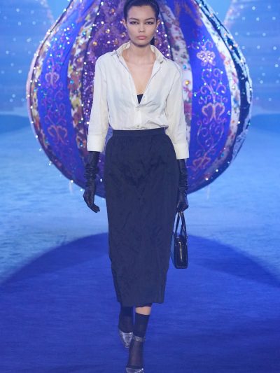 Khi 4 mỹ nhân Hàn Quốc cùng 'đụng hàng' đầm Dior: Liệu đại sứ Jisoo  (BLACKPINK) có thể vượt qua khí chất của Miyeon ((G)I-DLE? - TinNhac.com