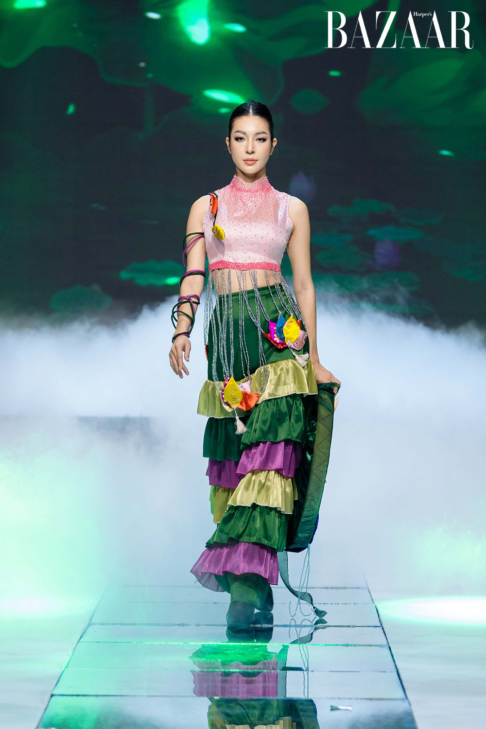Harper's Bazaar_Tuần lễ thời trang Xuân Hè Look 2023_04