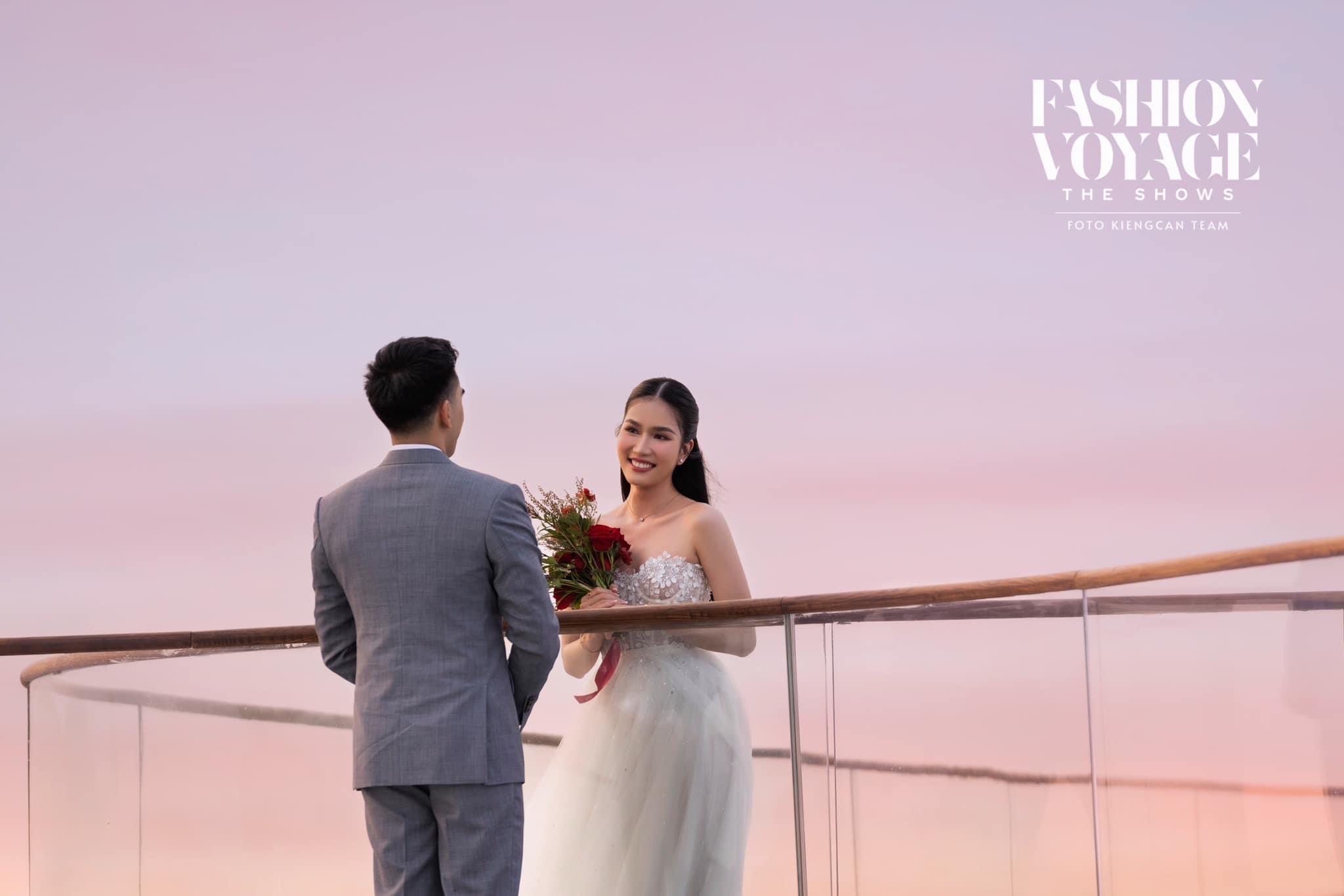 7 bộ váy cưới đình đám năm 2017 của sao Việt-Hàn, mỹ nhân Hollywood |  Vietnam+ (VietnamPlus)