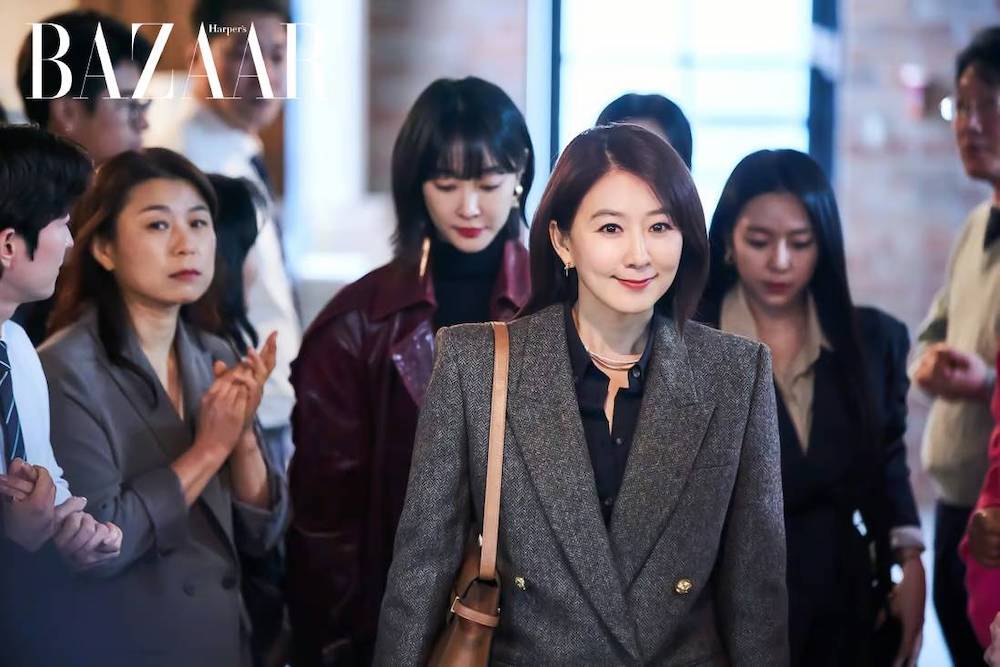 Phim của Kim Hee Ae: Phong hậu – Queenmaker (2023)