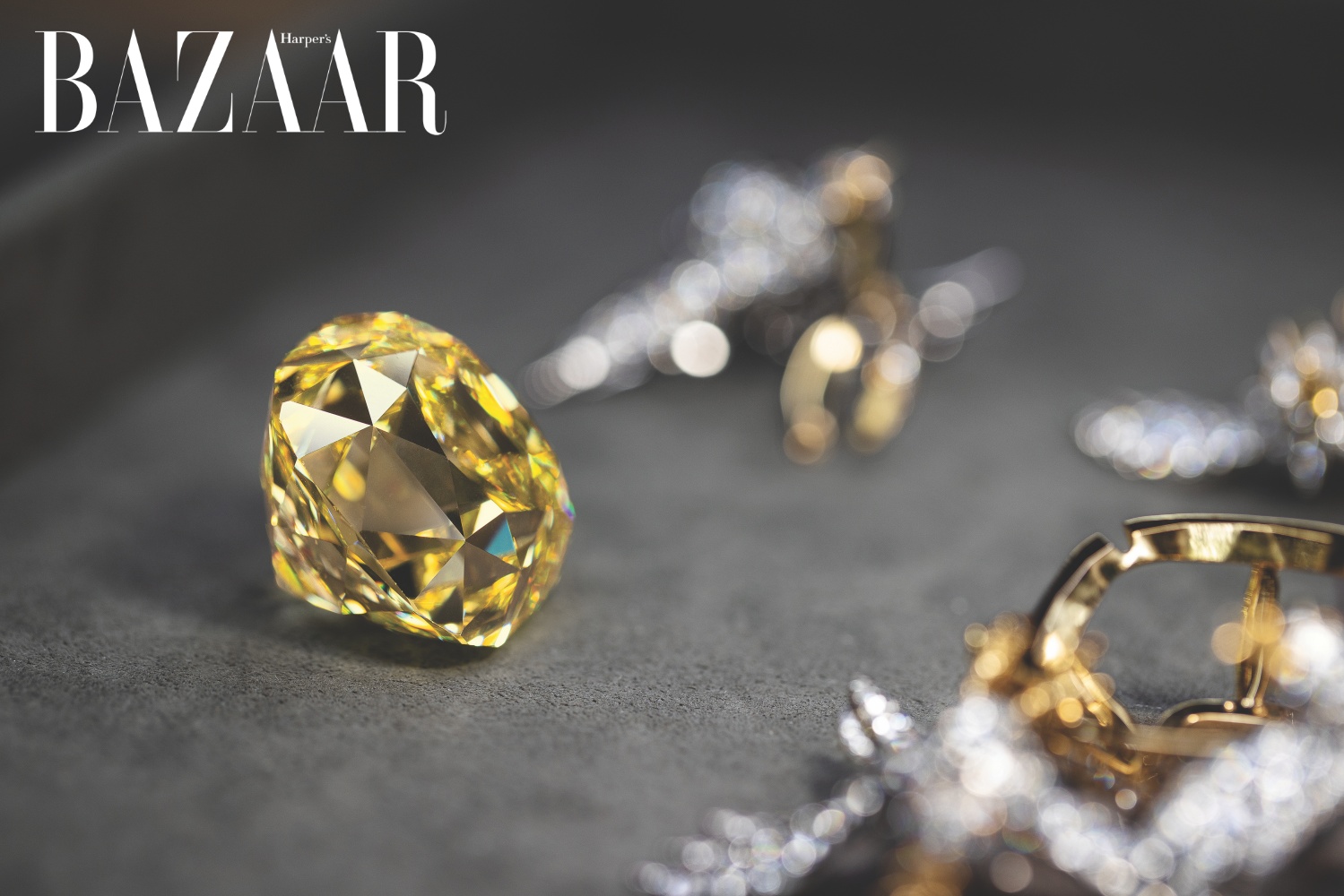 Viên kim cương vàng đã đưa Tiffany đến với danh xưng Vua kim cương. 