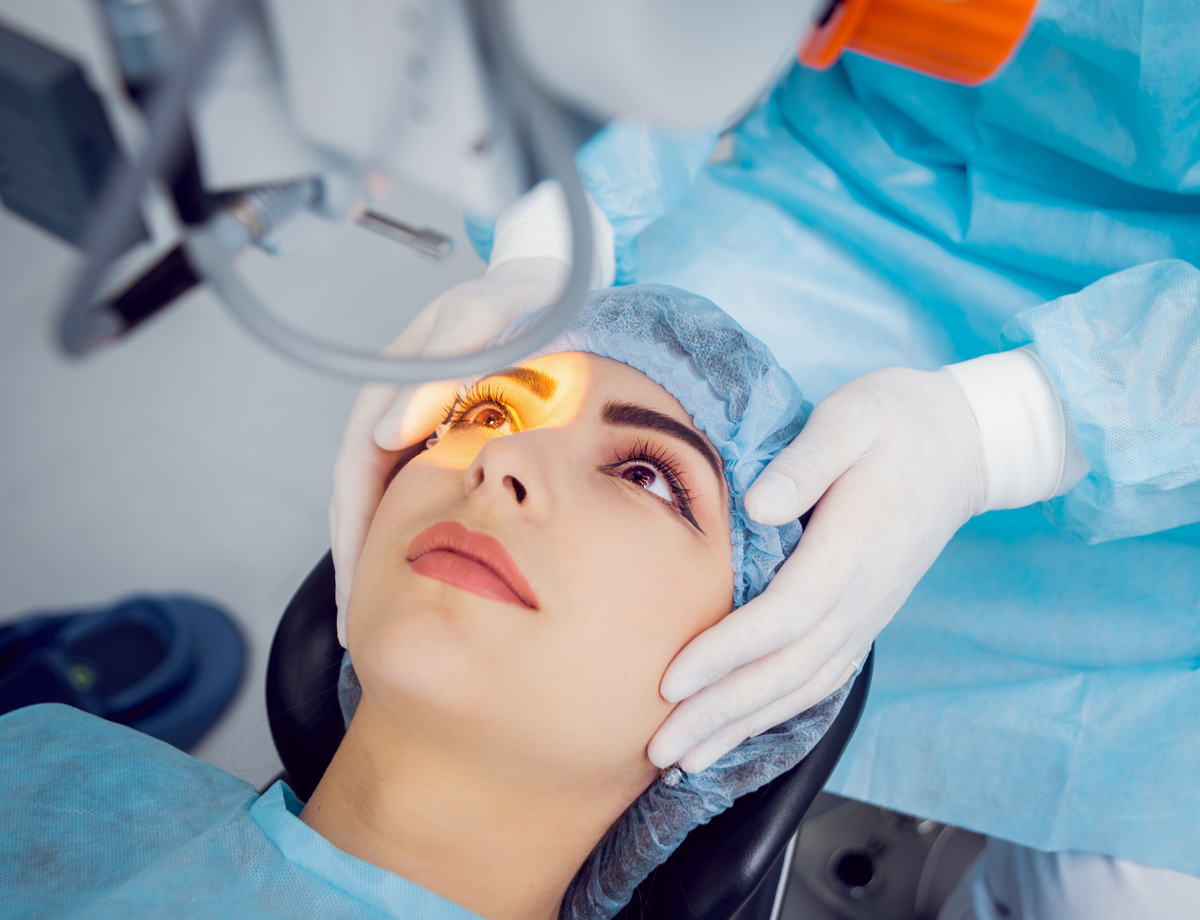 11 tác hại của việc mổ mắt cận thị và cách giảm nguy cơ biến chứng New