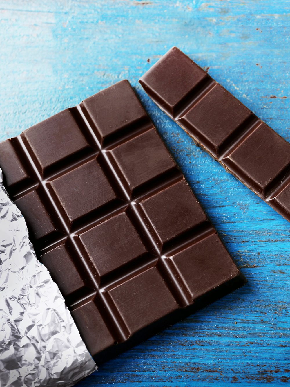Kini parasysh kur hani çokollatë të pastër të zezë për të humbur peshë