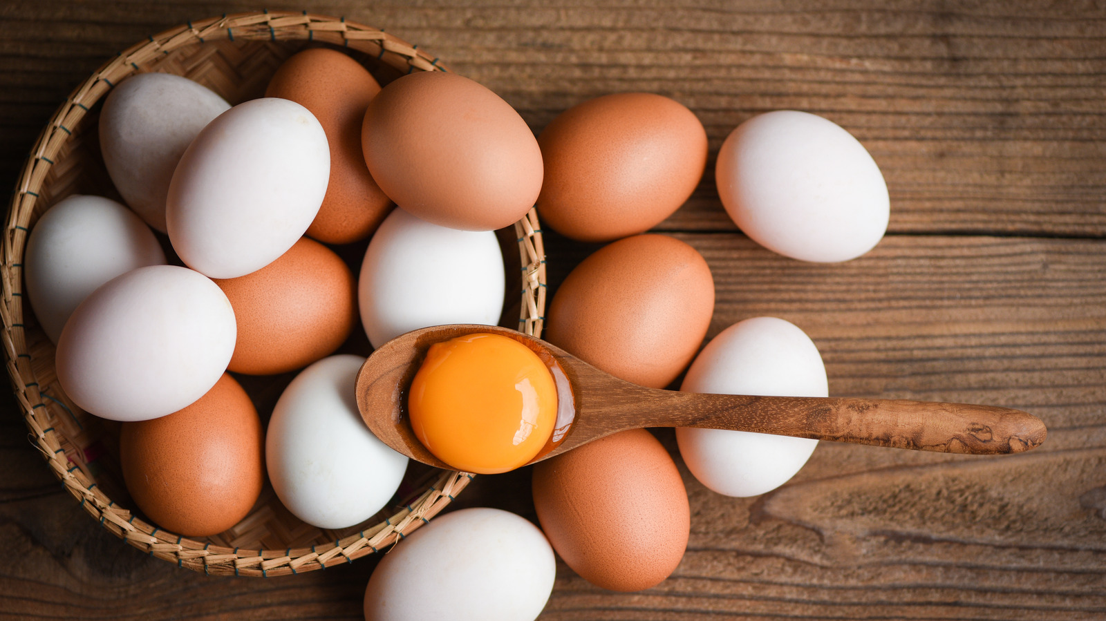 Trứng gà hay trứng vịt tốt hơn?