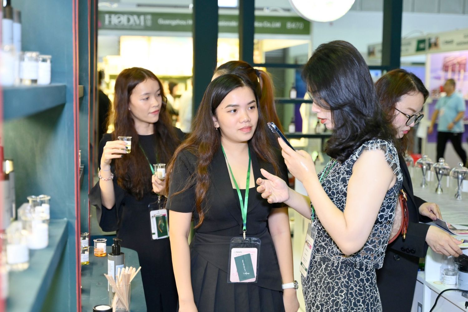 Vietbeauty & Cosmobeauté Vietnam 2023 quy tụ 1000 thương hiệu trong ngành làm đẹp