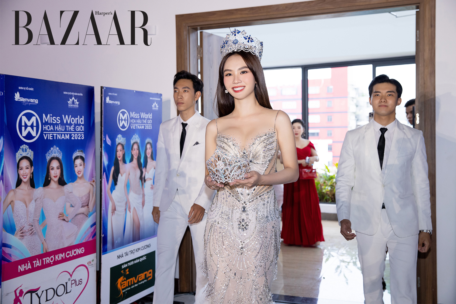 Harper's Bazaar_họp báo chung khảo Miss World Vietnam 2023_02