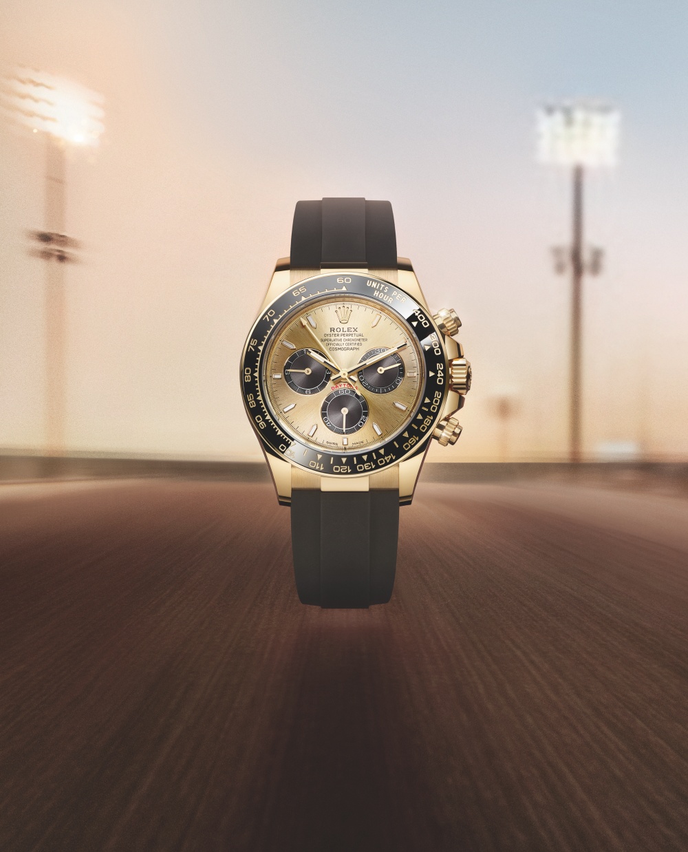 Đồng hồ Oyster Perpetual Cosmograph Daytona bằng vàng kim 18 ct với dây đeo Oysterflex
