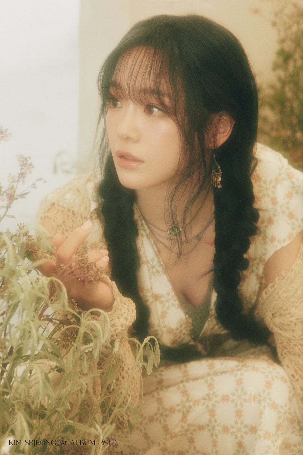 Kim Sejeong tái xuất trong album mới