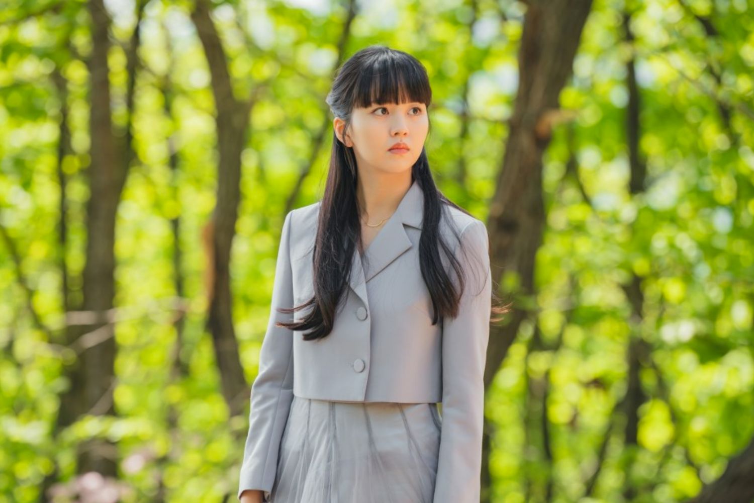Kim So-hyun, nữ diễn viên 24 tuổi với 18 năm kinh nghiệm diễn xuất.