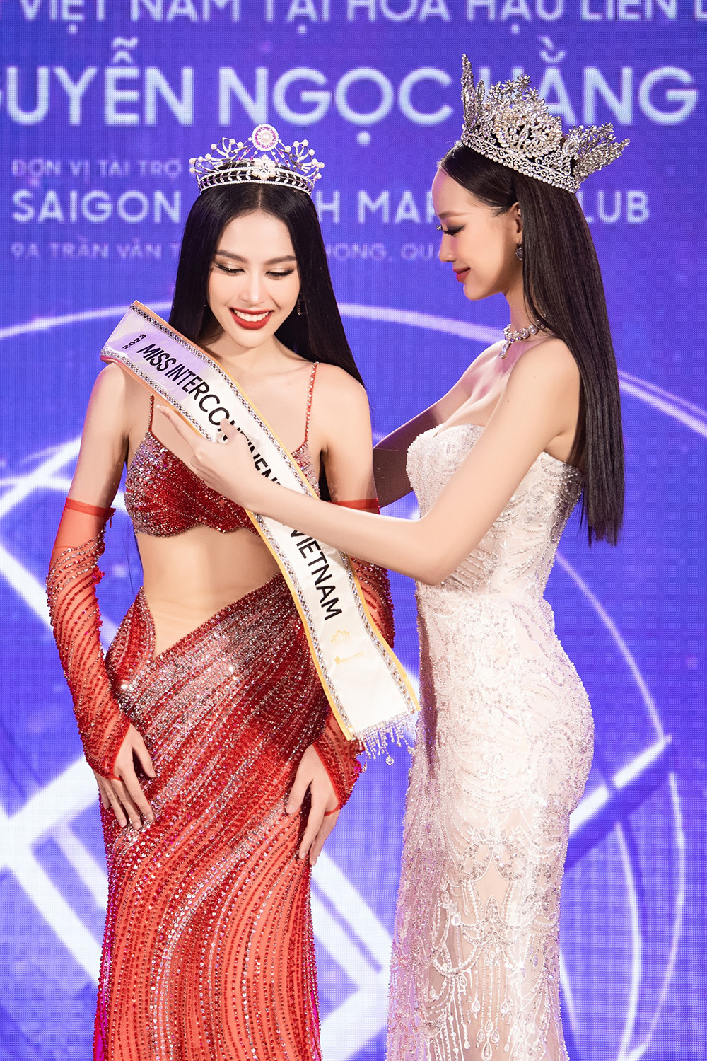 Harper's Bazaar_Á hậu Ngọc Hằng tham dự Miss Intercontinental 2023_02
