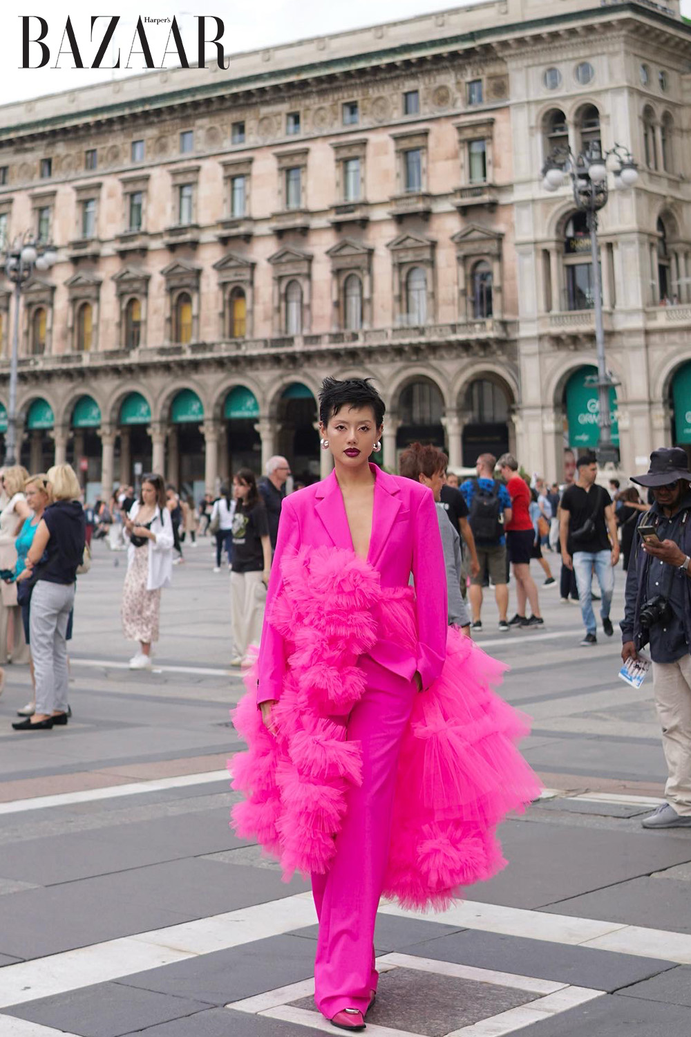 Harper's Bazaar_Cô Em Trendy Khánh Linh tham dự Milan Fashion Week_04