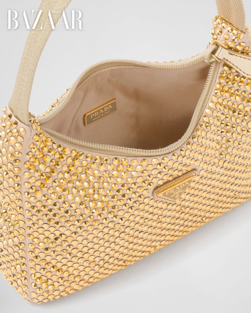 Prada giới thiệu trang sức nạm kim cương nhân tạo | Harper's Bazaar ...