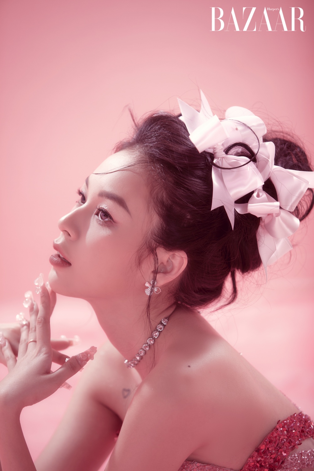 Phí Phương Anh ra mắt album Dancing Queen 