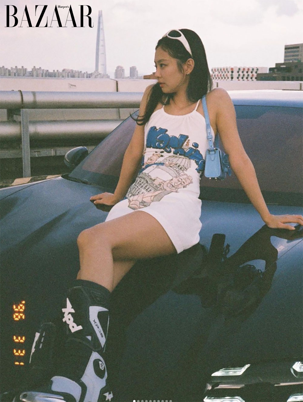 Jennie Kim diện phong cách high teen 