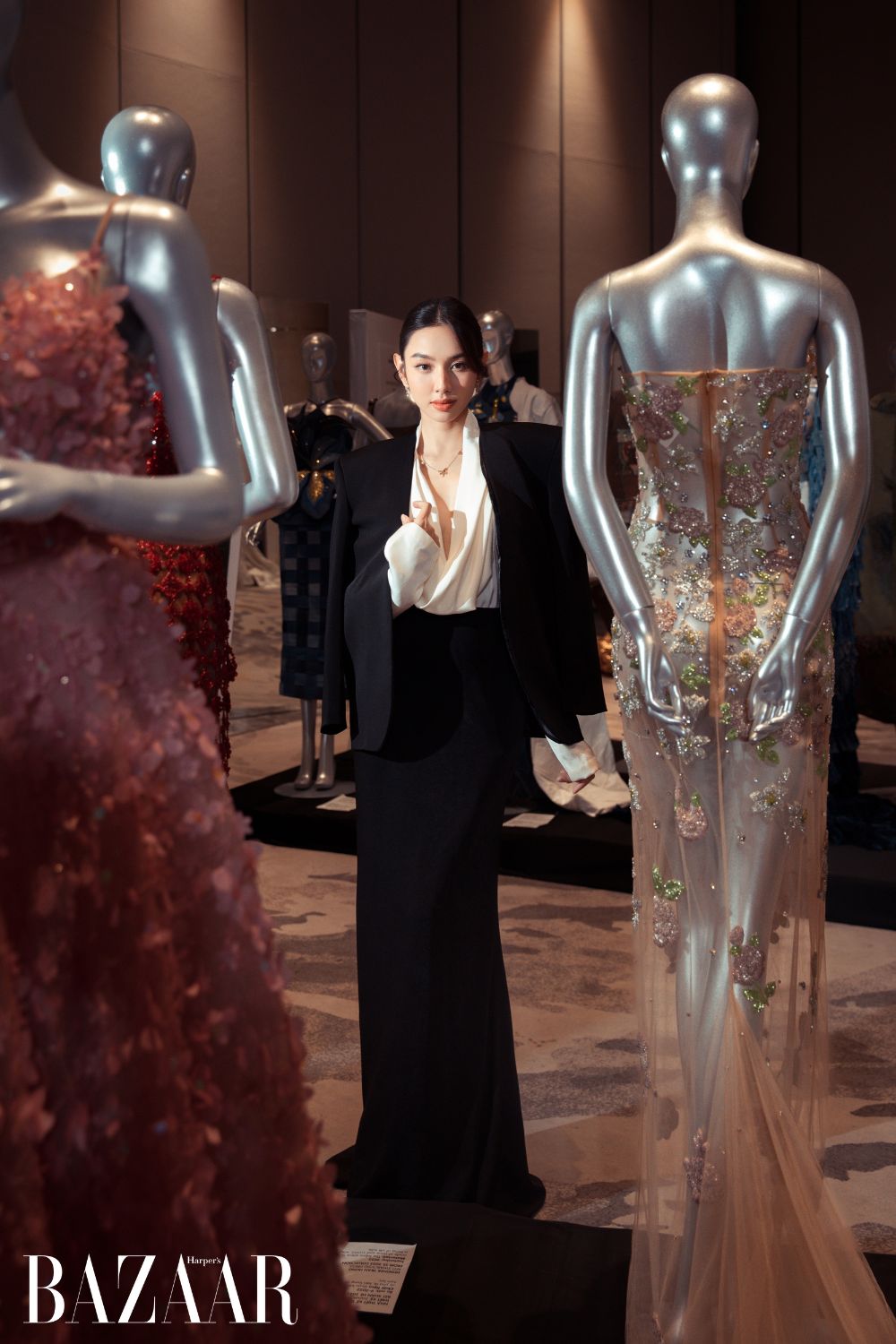Nguyễn Thúc Thùy Tiên tại Vietnam’s Fashion Journey 2000–2023