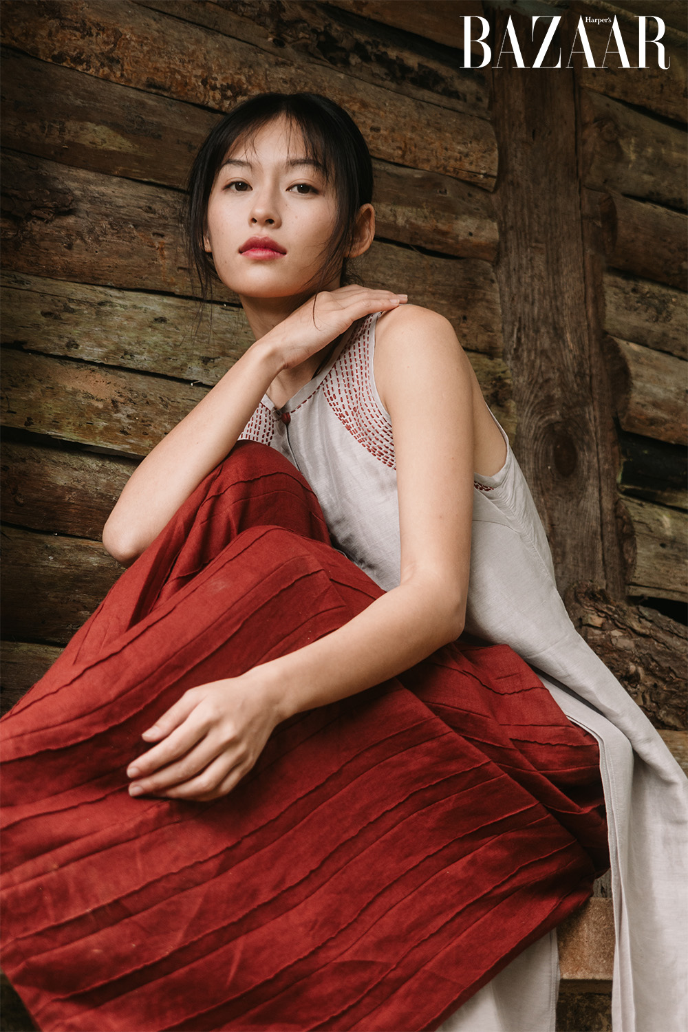 Harper's Bazaar_Nàng thơ Nguyễn Minh Hà xinh đẹp trong áo dài Moriko_02