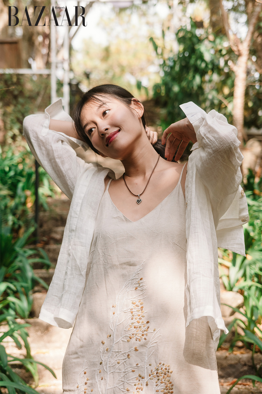 Harper's Bazaar_Nàng thơ Nguyễn Minh Hà xinh đẹp trong áo dài Moriko_05