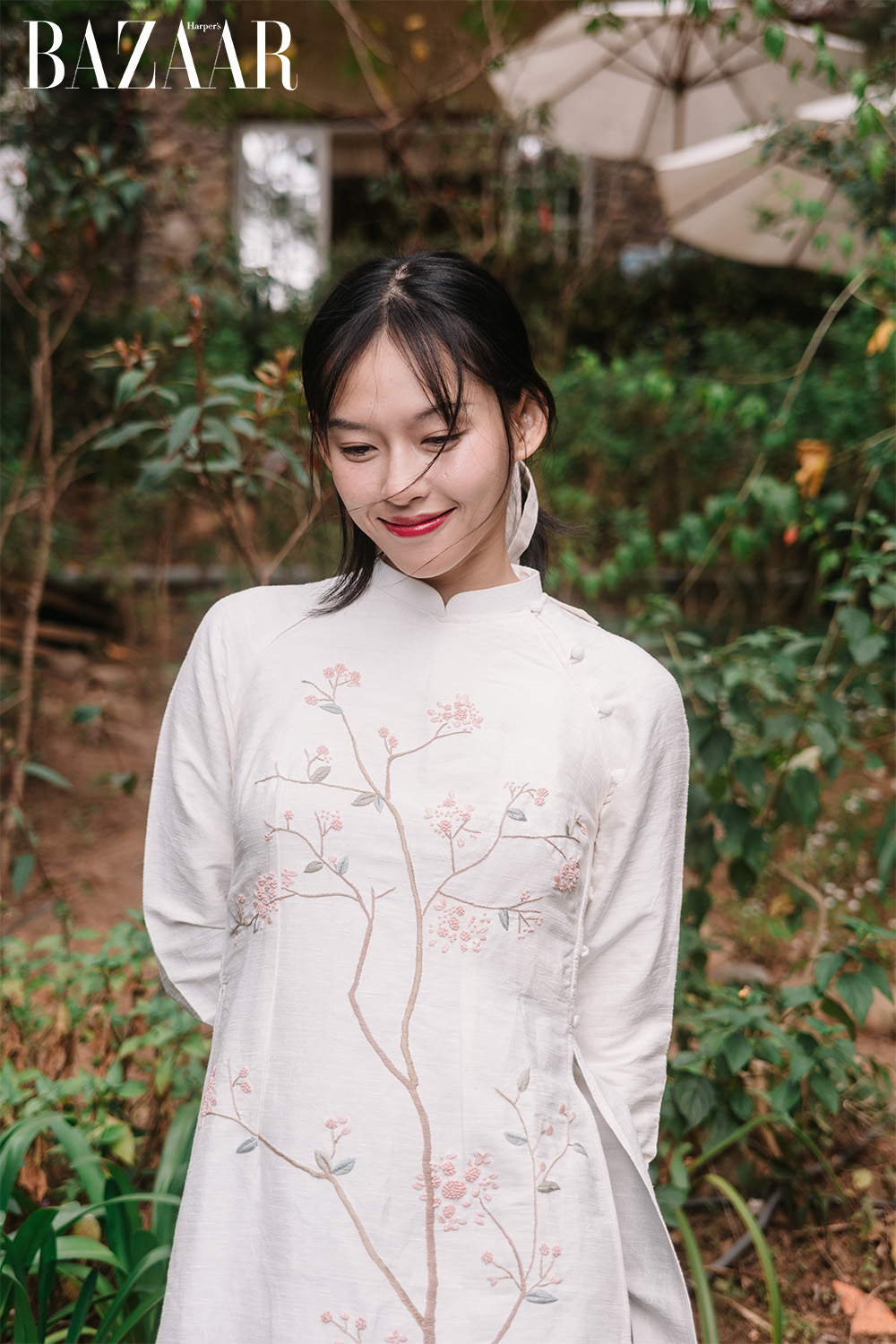 Harper's Bazaar_Nàng thơ Nguyễn Minh Hà xinh đẹp trong áo dài Moriko_06