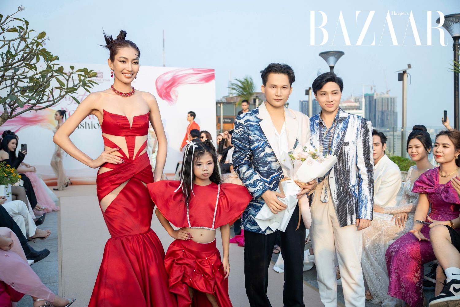 Các bộ sưu tập đã đem lại một không khí mới lạ tại Be A Shining Crystal Star 2024