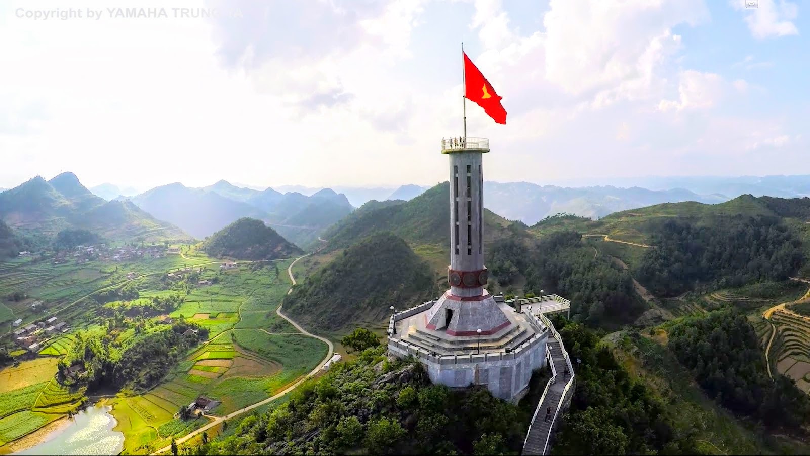 Cột cờ Lũng Cú