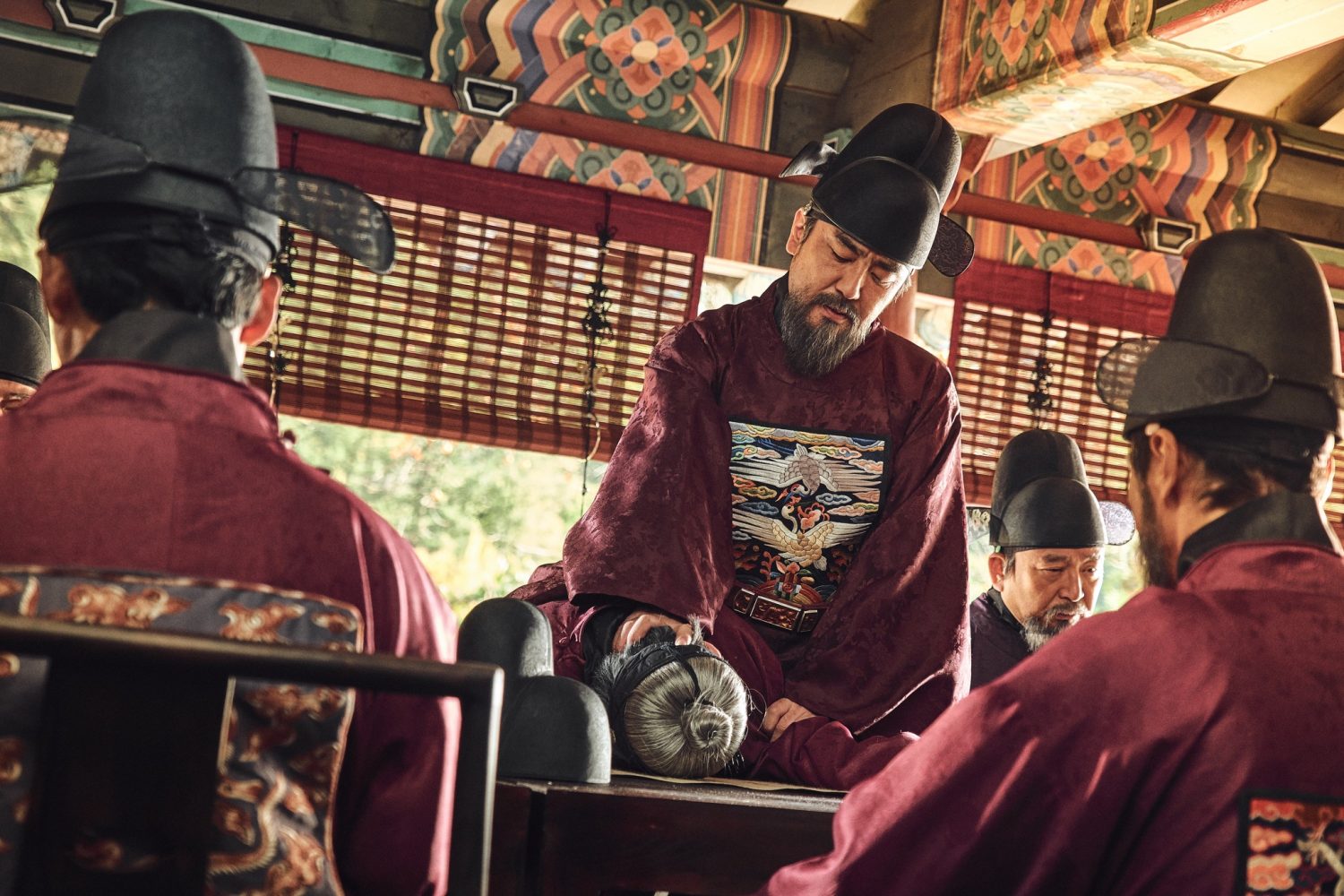 Ryu Seung Ryong phim Vương triều xác sống – Kingdom (2019)