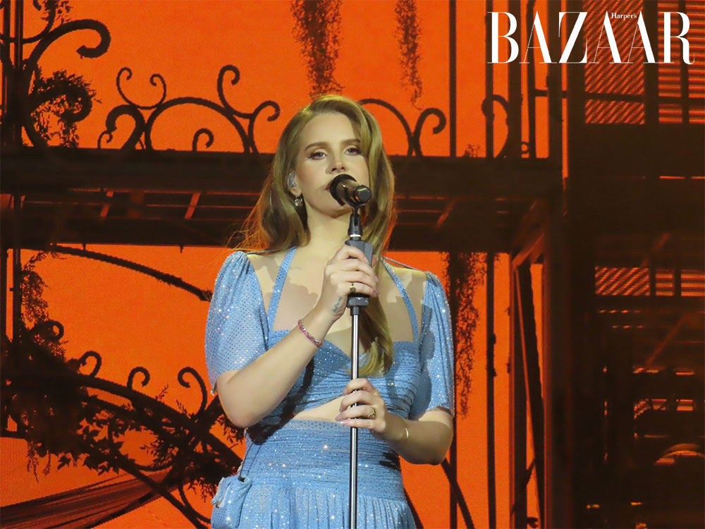 Lana Del Rey mở màn tại lễ hội âm nhạc Coachella 2024 Harper's Bazaar