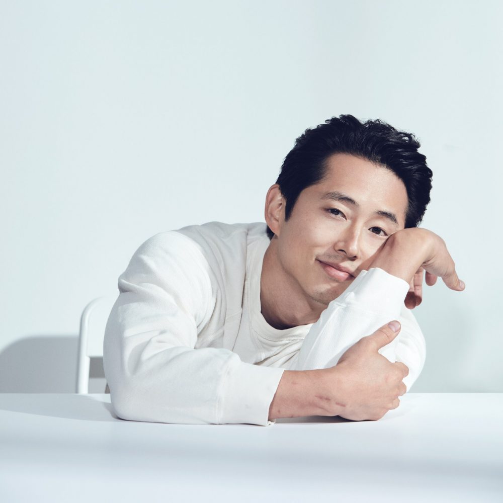 Top 9 phim làm tên tuổi tài tử gốc Hàn Steven Yeun tại Hollywood