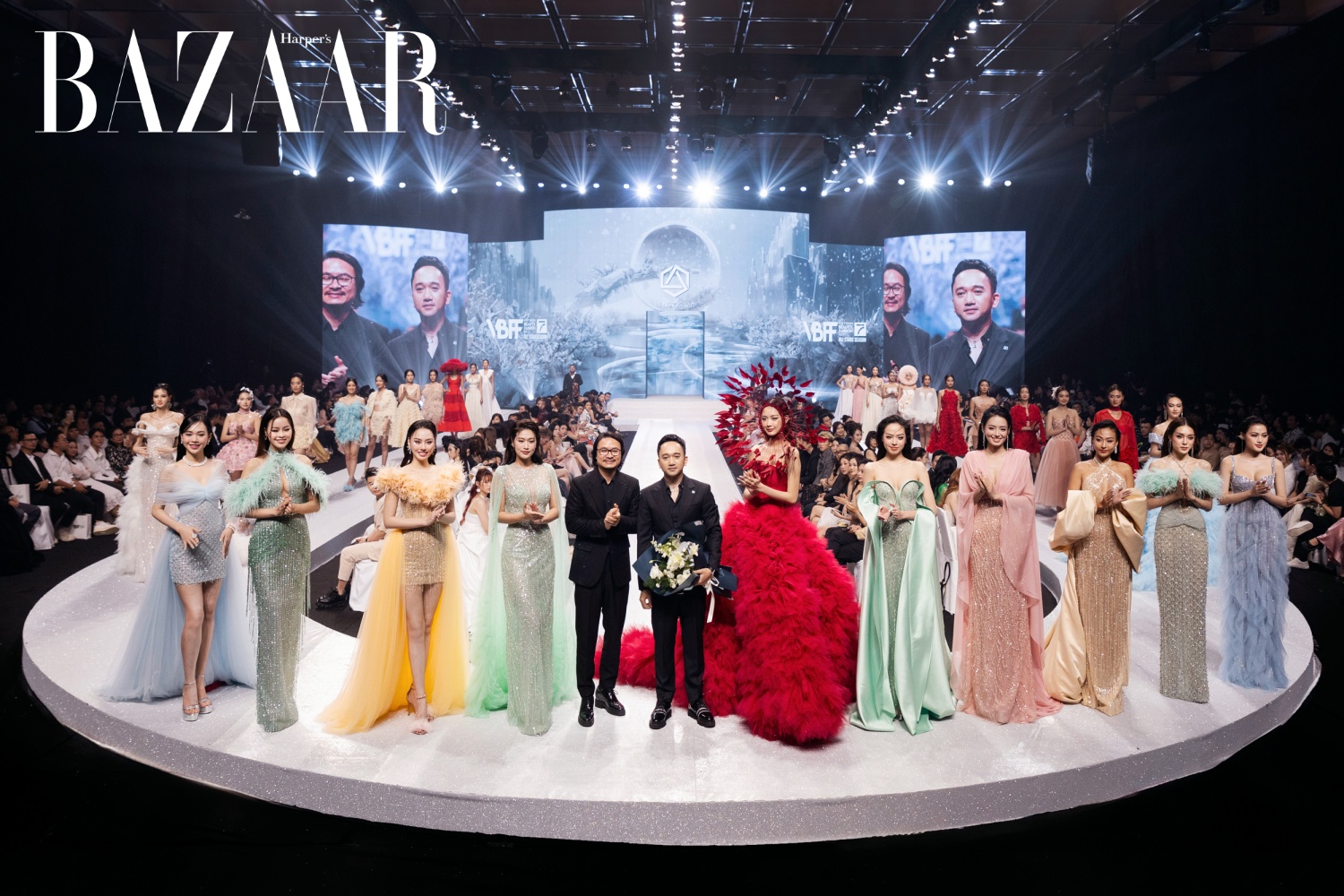 Toàn cảnh đêm diễn của NTK Lê Ngọc Lâm tại Vietnam Beauty Fashion Fest All Stars 2024