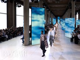 Hermès Men Xuân Hè 2025: Sự sang trọng của bông và lanh
