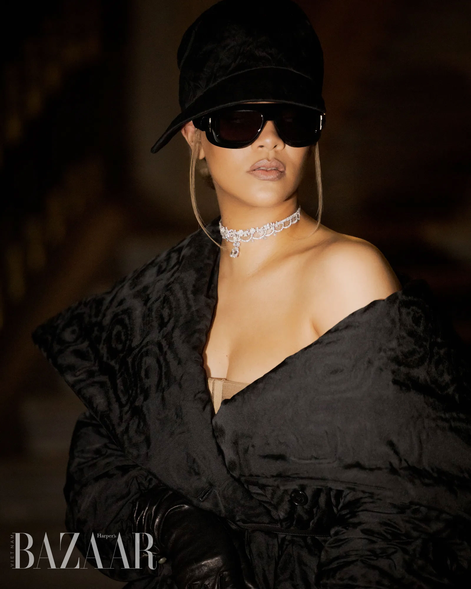 Dior tuyên bố Rihanna là gương mặt đại diện mới cho dòng nước hoa J'Adore. Ảnh: Dior