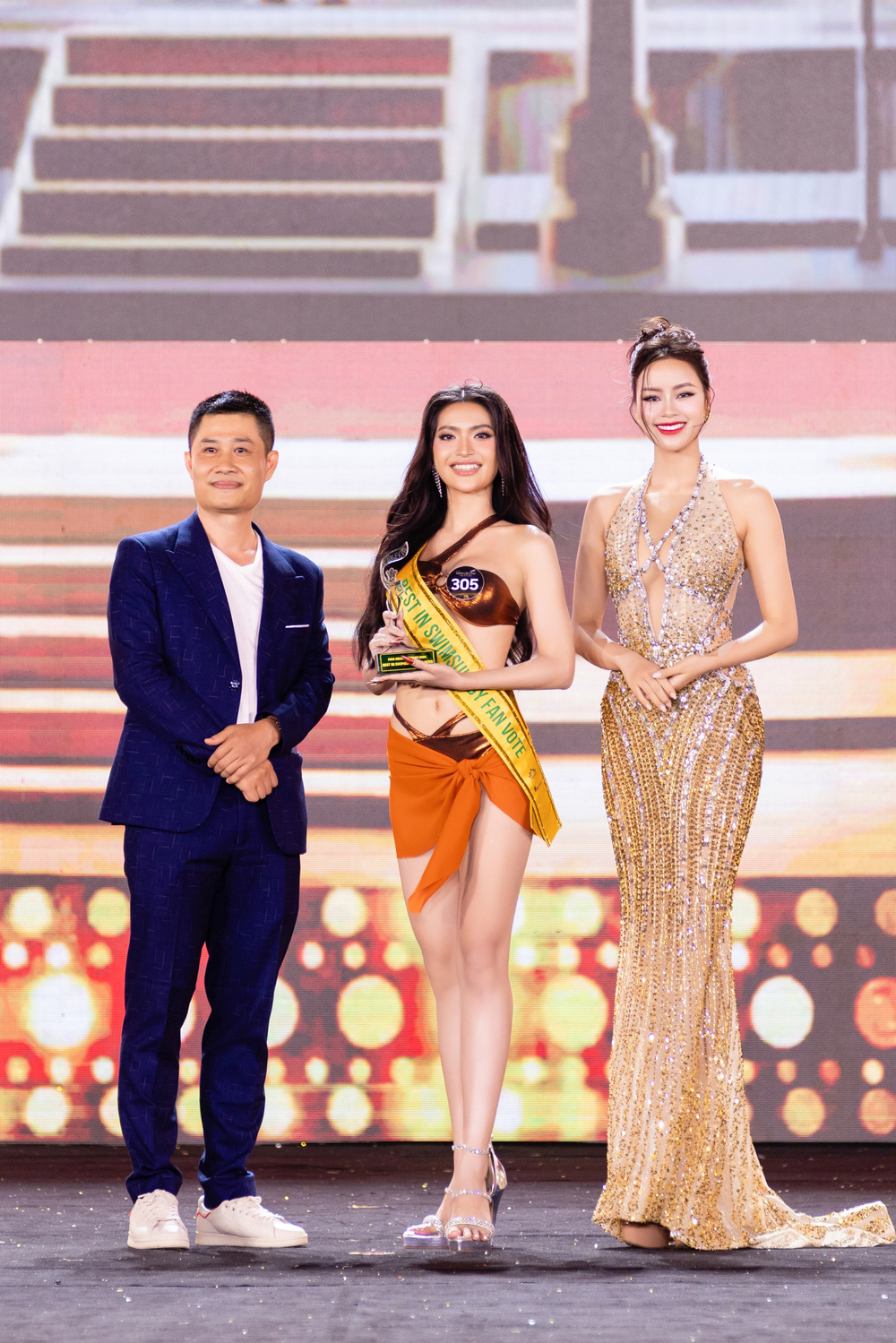 Nguyễn Thị Hương Lan - Best in swimsuit by fan vote