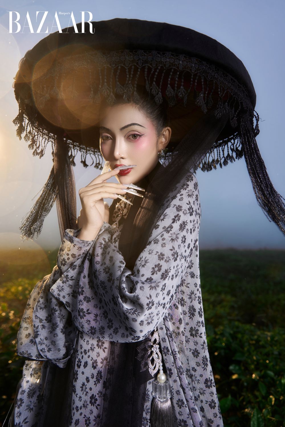 harpers-bazaar-vn-du-an-moi-ntk-vo-viet-chung-8