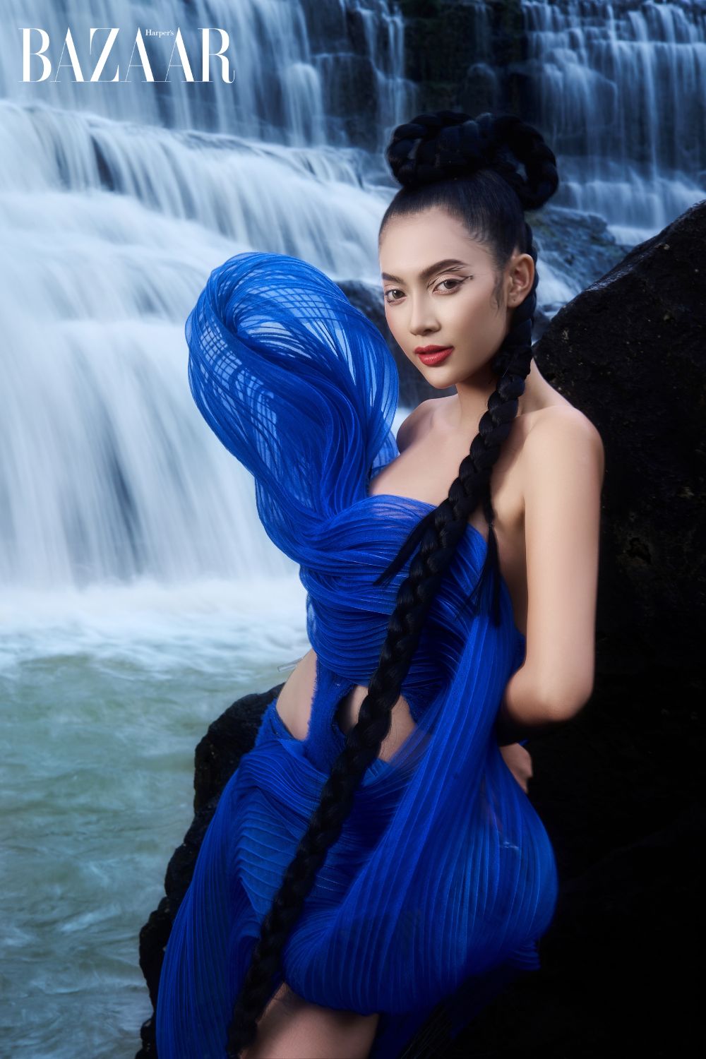 harpers-bazaar-vn-du-an-moi-ntk-vo-viet-chung-9