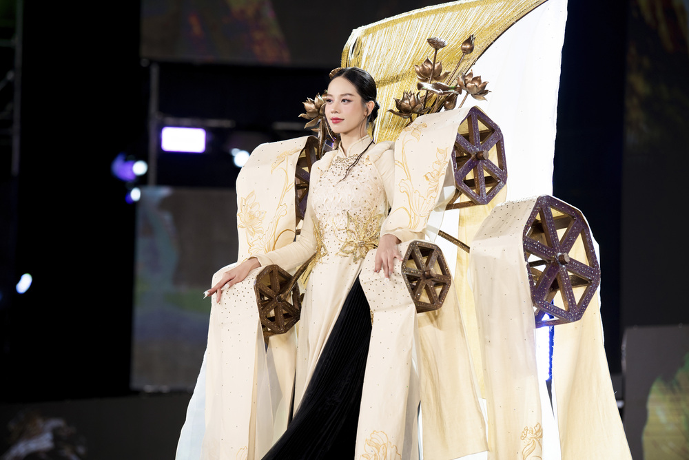 lua-nang-sen-national-costume-3