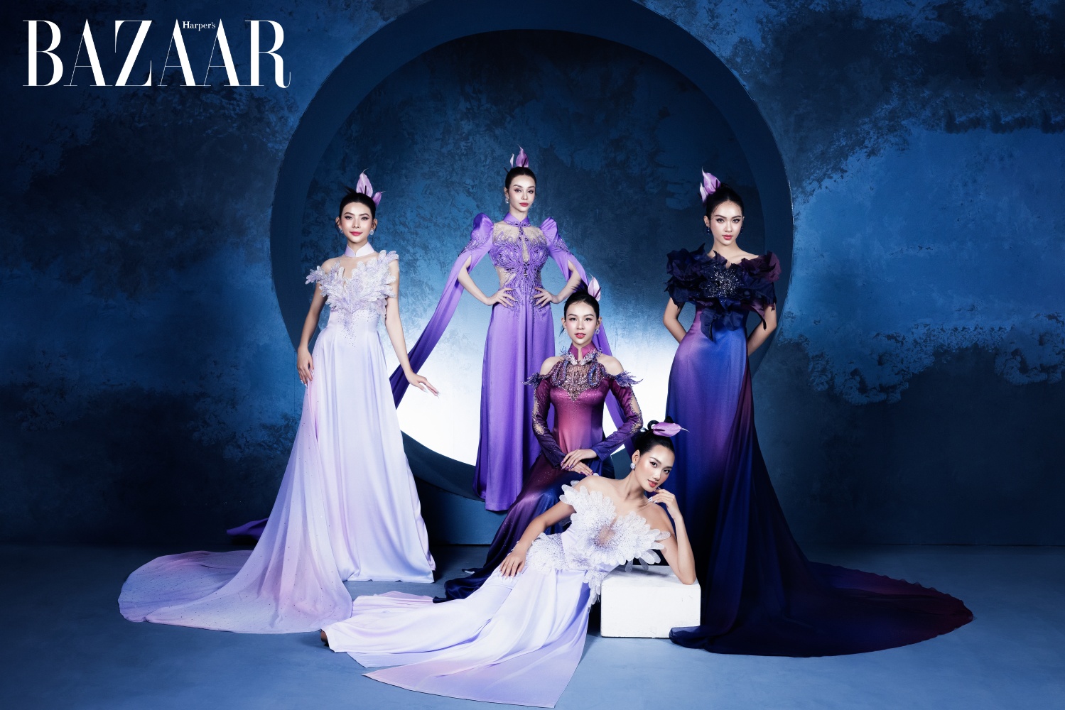 Thí sinh Miss Universe Vietnam 2024 nền nã như cánh sen dưới trăng trong thiết kế Linh San Couture