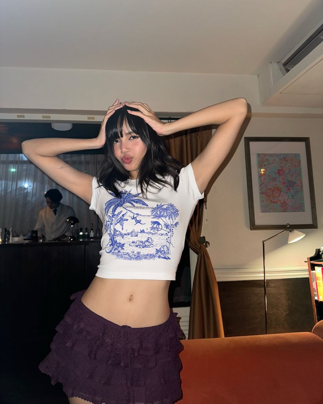 Bắp tay to mặc gì? Áo croptop