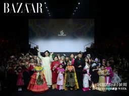 Nguyễn Minh Công quảng bá trống đồng, chim lạc tại sàn diễn quốc tế China Fashion Week 2024