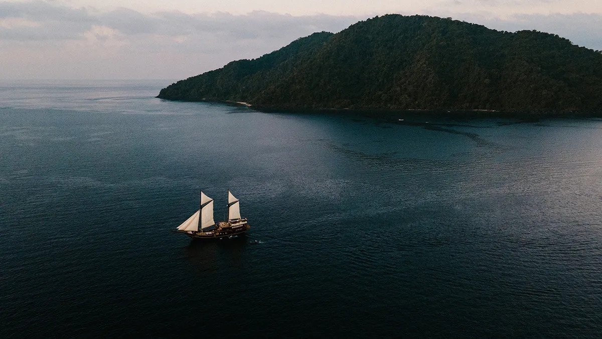 Golden-Globes-Yacht